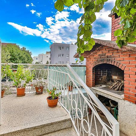 Beautiful Apartment In Trogir With Kitchen Exterior photo