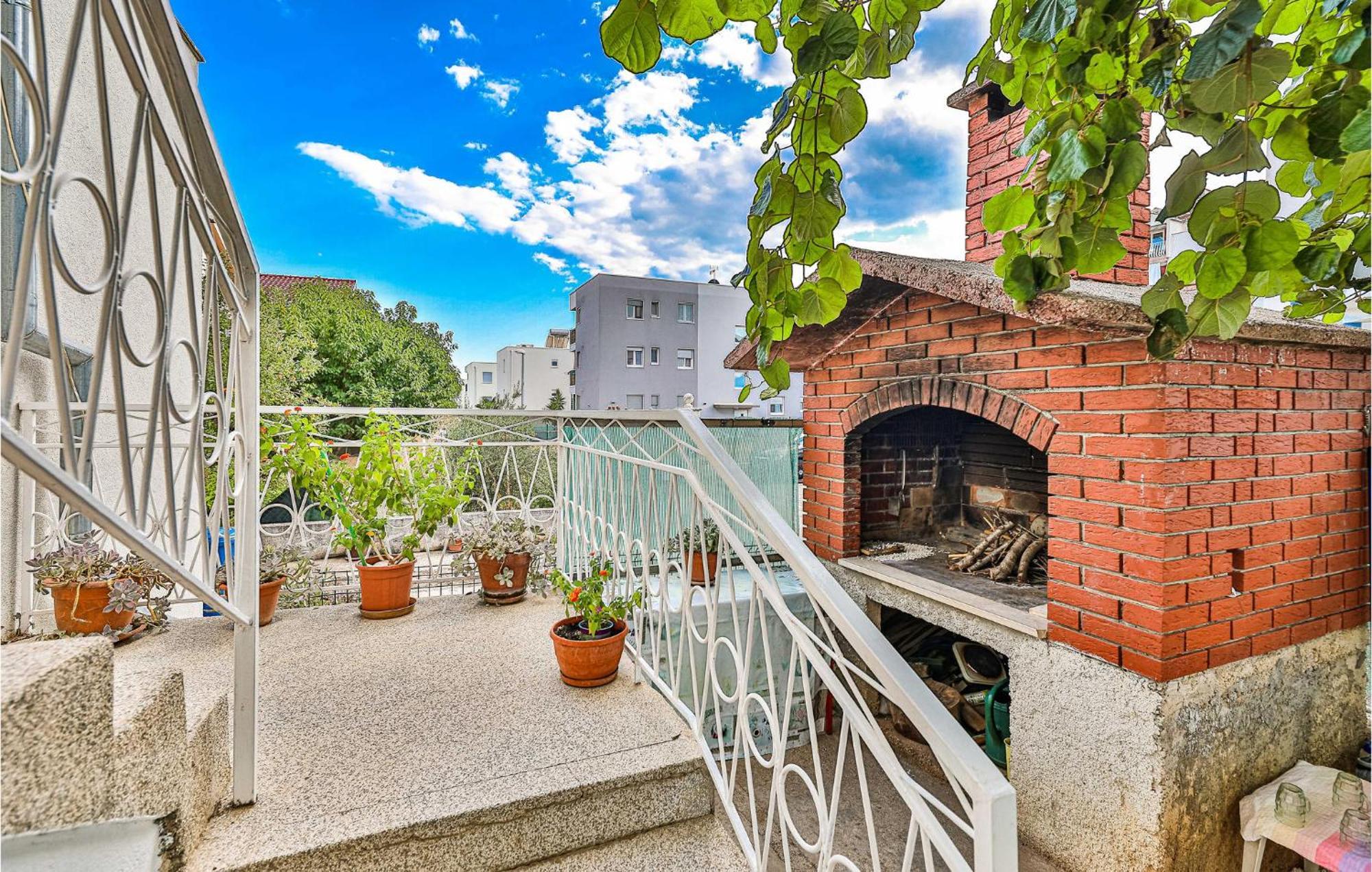 Beautiful Apartment In Trogir With Kitchen Exterior photo